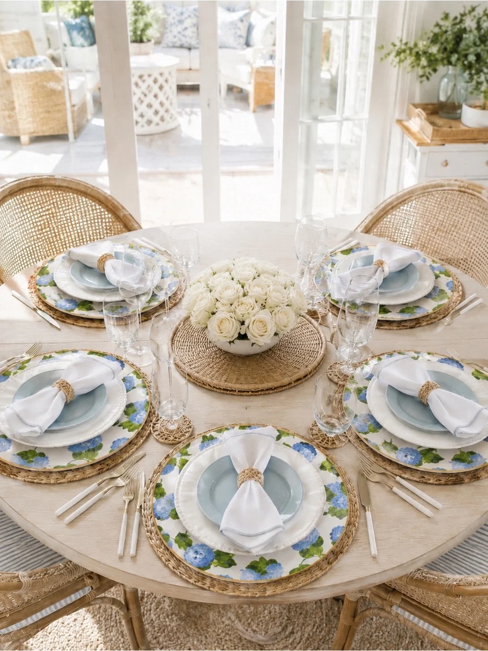 Jaye’s Studio Blue Hydrangea Floral Charger Plate Gold Rim set of 4